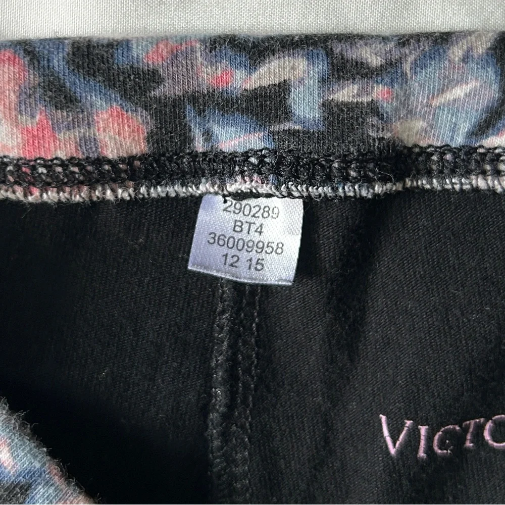 Victoria’s Secret fold over yoga pants - Picture 4 of 6